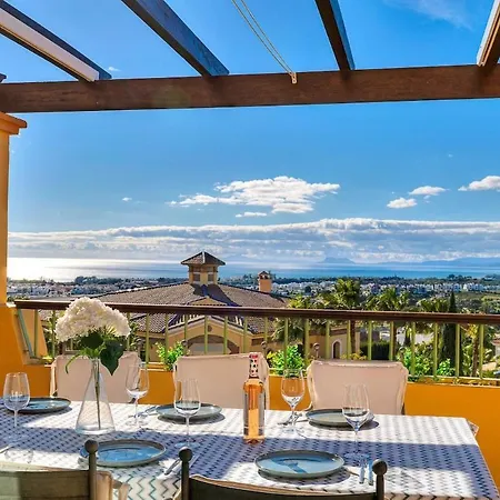Stunning Sea View Penthouse Lejlighed *